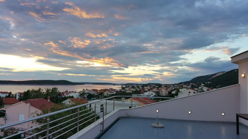 Apartments Host Barbat na Rabu Zewnętrze zdjęcie